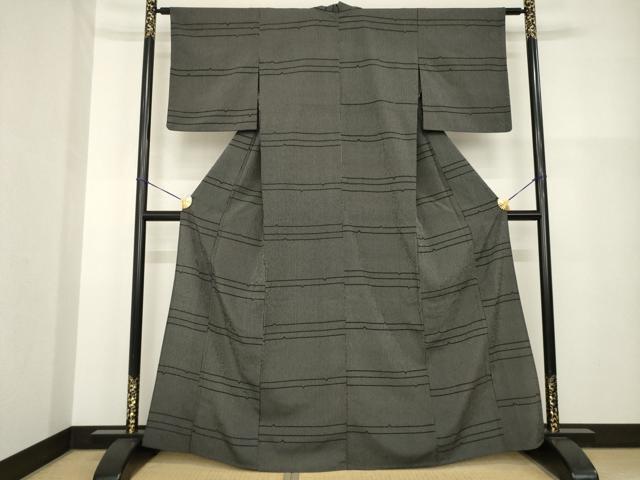 平和屋着物▽本塩沢　単衣　横段文　黒地　正絹　逸品　AABG9314ck_1