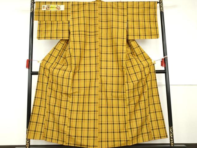 平和屋着物●本場黄八丈　平織　紬　格子　証紙付き　正絹　逸品　未使用　AABG9952cs