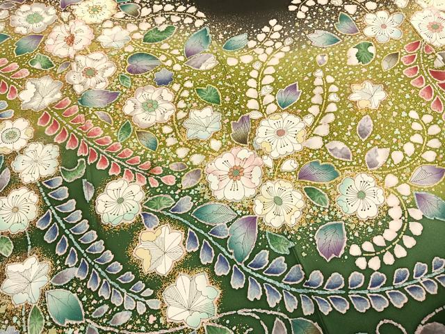 平和屋着物●豪華振袖　駒刺繍　辻が花　暈し染め　黒地　金彩　正絹　逸品　AABH0483fy_3