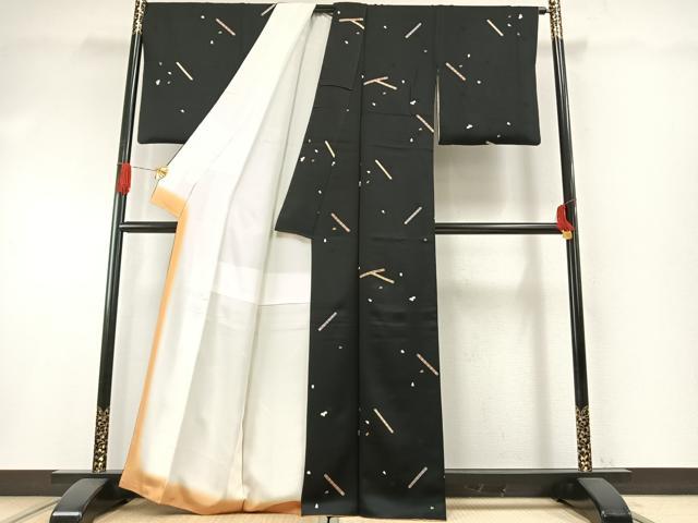 平和屋着物●人形作家・ホリヒロシ　小紋　横笛　黒地　金彩　正絹　逸品　AABH0582fy_2