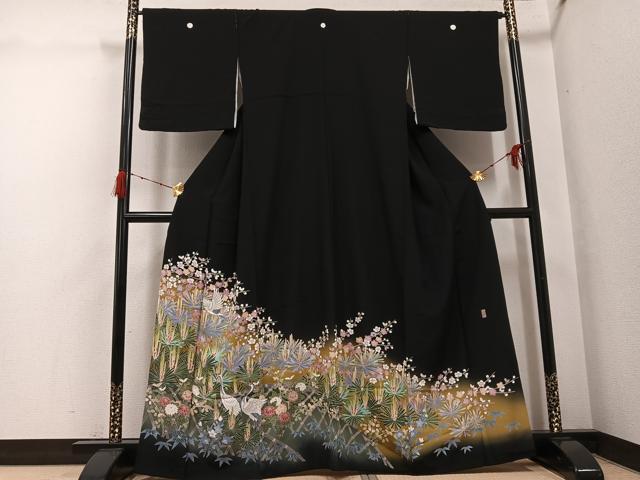 平和屋着物○十日町友禅作家 岡村蒼風 黒留袖 群れ鶴草花文 正絹 逸品