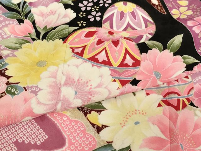 平和屋着物[]七五三　女の子　７歳　祝着　四つ身　束ね熨斗花手毬文　黒地　金彩　AABH2994ja_4