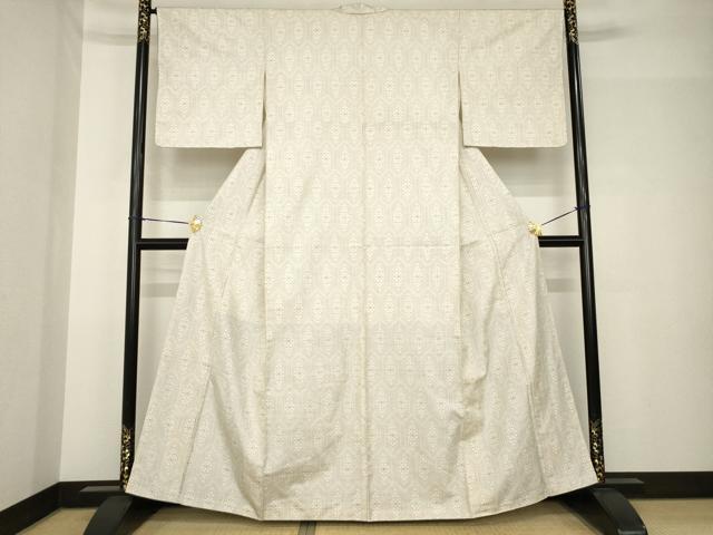 平和屋着物●本場大島紬　白大島　一元絣　亀甲文　正絹　逸品　AABH4270ck_1