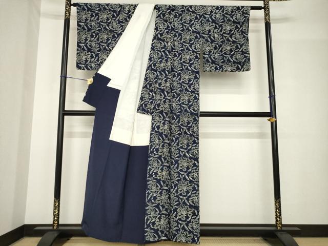平和屋着物●浦野理一　型染め　小紋　花唐草文　鬼しぼ縮緬　正絹　逸品　AABH4611ck_2