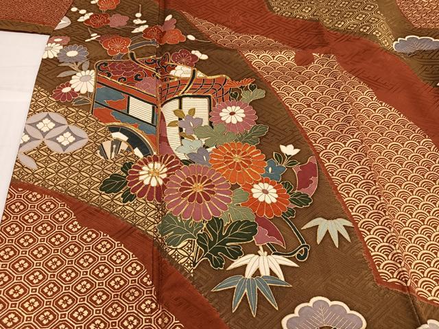 平和屋着物●豪華振袖　駒刺繍　雪輪御所車草花文　金彩　正絹　逸品　AABH6903ph_4