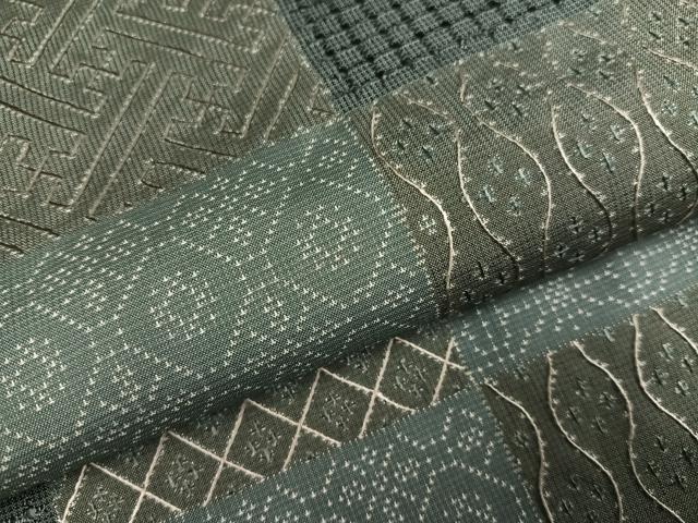 平和屋着物●本場大島紬　中国三大刺繍　汕頭刺繍　スワトウ刺繍　カタス7マルキ　市松吉祥文　正絹　逸品　未使用　AABH6923ph_4