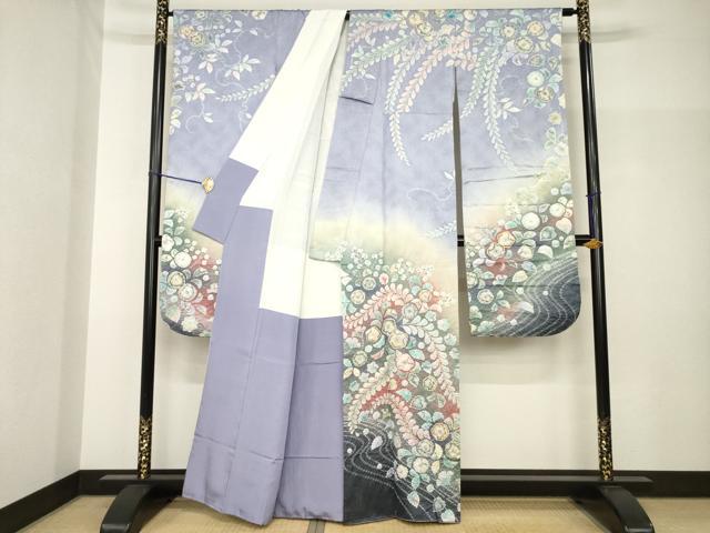 平和屋着物●伯河貞雄　振袖　辻が花　絞り　舞花文　暈し染め　銀通し地　正絹　逸品　AABH7053ck_1