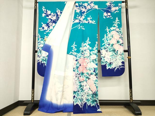 平和屋着物●豪華振袖　駒刺繍　草花文　暈し染め　銀彩　正絹　逸品　AABH7058ck_1