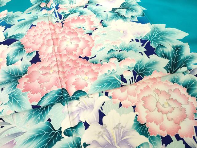 平和屋着物●豪華振袖　駒刺繍　草花文　暈し染め　銀彩　正絹　逸品　AABH7058ck_4