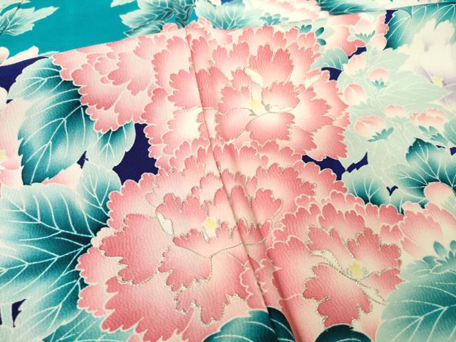 平和屋着物●豪華振袖　駒刺繍　草花文　暈し染め　銀彩　正絹　逸品　AABH7058ck_5