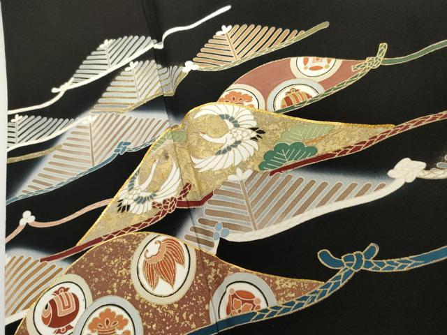 平和屋着物●創業460年・千總　黒留袖　駒刺繍　双鶴吉祥松文　金彩　正絹　逸品　AABH7139cs_3