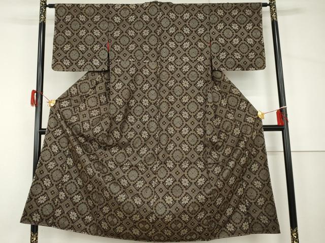 平和屋着物○本場大島紬 龍郷絣 花菱文 正絹 逸品 未使用 AABH7222cs