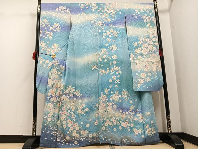 平和屋着物●豪華振袖　駒刺繍　桜　暈し染め　銀彩　金通し地　正絹　逸品　AABH8276ph