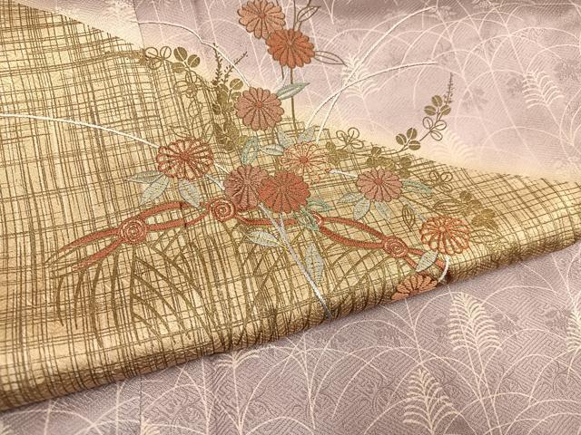 平和屋着物●訪問着　作家物　刺繍　草花文　暈し染め　金彩　正絹　逸品　AABH8366ph_4