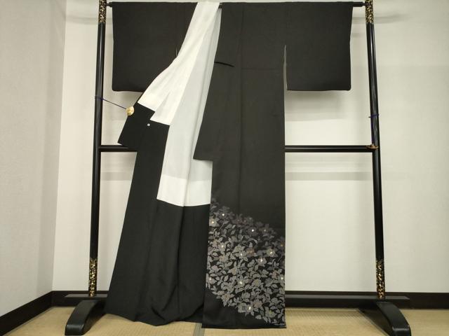 平和屋着物●創業460年・千總　訪問着　椿　黒地　金彩　正絹　逸品　AABH8414ck_1