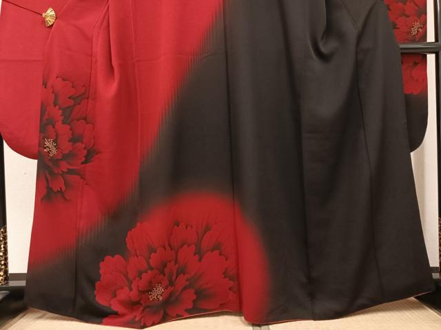 平和屋着物●豪華振袖　牡丹　暈し染め　金彩　正絹　逸品　AABH9630ph_2
