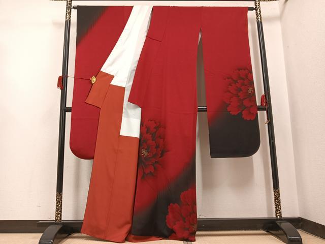 平和屋着物●豪華振袖　牡丹　暈し染め　金彩　正絹　逸品　AABH9630ph_1
