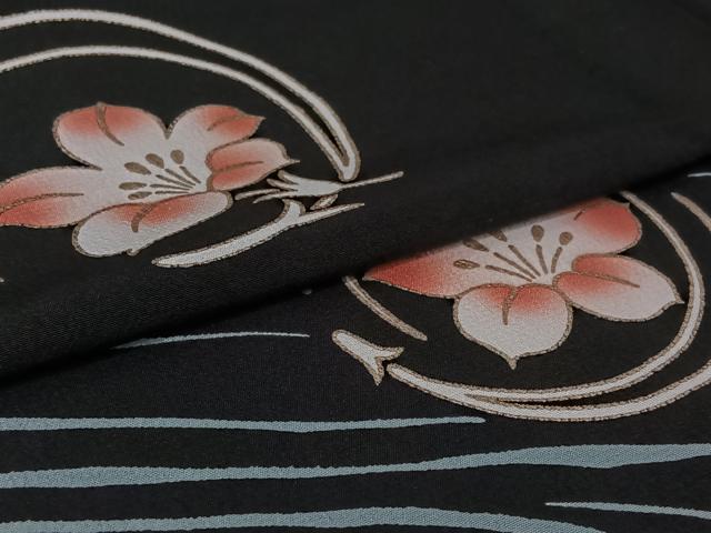 平和屋着物▽訪問着　単衣　流水花文　黒地　金彩　洗える着物　AABH9849jh_4