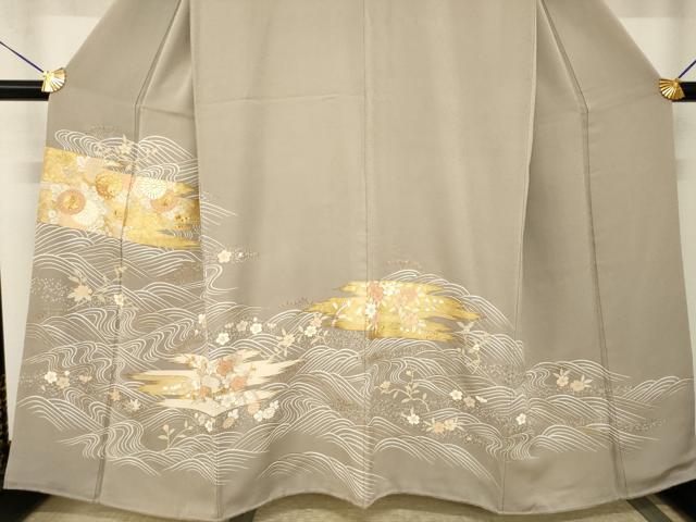 平和屋着物●創業460年・千總　色留袖　駒刺繍　立波草花文　金彩　正絹　逸品　AABH9986ck_2