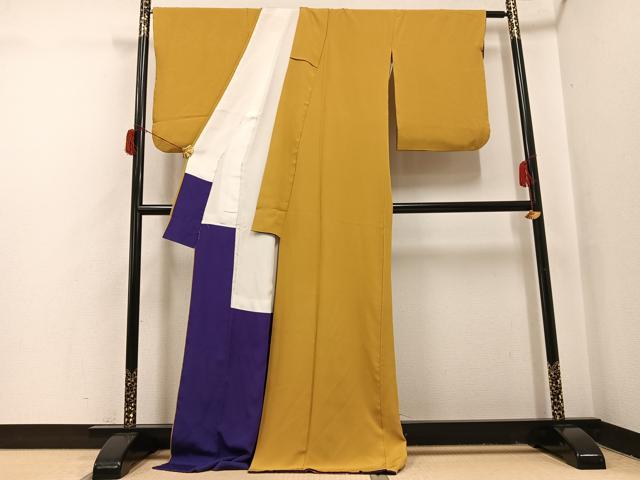 平和屋着物●上質な色無地　黄朽葉色　ロング丈　正絹　逸品　AABI0441ph_2
