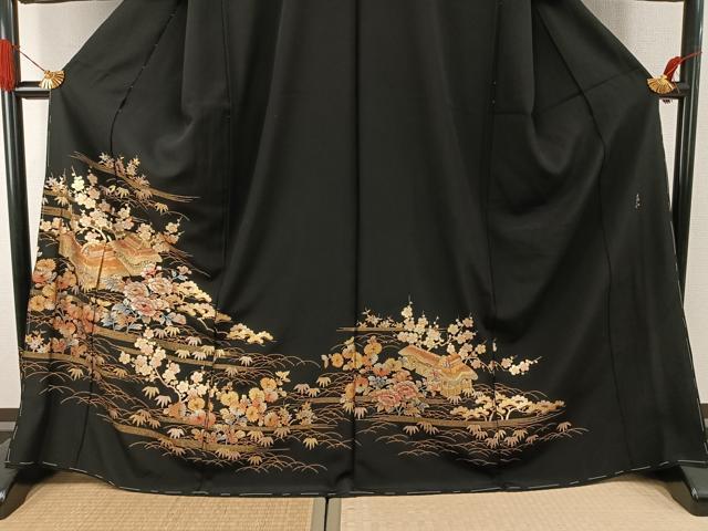 平和屋着物●金彩友禅　卓越技能者・名工・和田光正　黒留袖　松竹梅　風景花文　金銀彩　仮絵羽　正絹　逸品　未使用　AABI1711fy_2