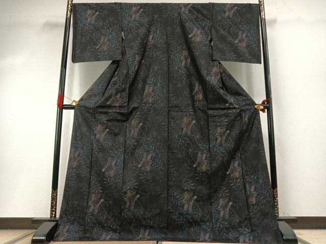 平和屋着物●本場大島紬　草葉文　黒地　ロング丈　正絹　逸品　AABI1847fy
