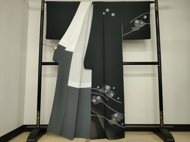 平和屋着物●訪問着　絞り　舞花文　黒地　金彩　正絹　逸品　未使用　AABI4504ck_1