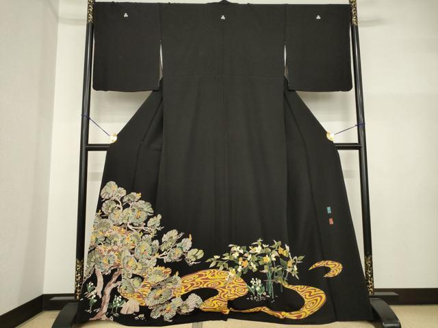 平和屋着物●本加賀友禅作家　室田眞人　黒留袖　流水松文　正絹　逸品　AABI4549ck