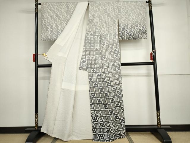平和屋着物●訪問着　中国三大刺繍　相良刺繍　絞り　七宝花文　暈し染め　金通し地　三越扱い　正絹　逸品　AABI5260cs_1