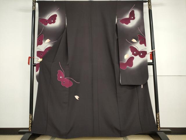 平和屋着物●世界的人形師　辻村寿三郎　ジュサブロー　振袖　花蝶文　暈し染め　正絹　逸品　AABI5267cs