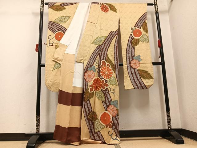 平和屋着物●豪華振袖　駒刺繍　絞り　草花文　金彩　正絹　逸品　AABI6290ph_1