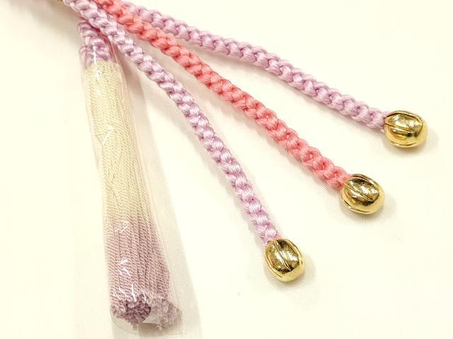 平和屋着物●和装小物　振袖用帯締め・帯揚げ・伊達衿セット　斜縞　花柄　暈し染め　金通し地　撚り房　逸品　未使用　AABI8756ay_3