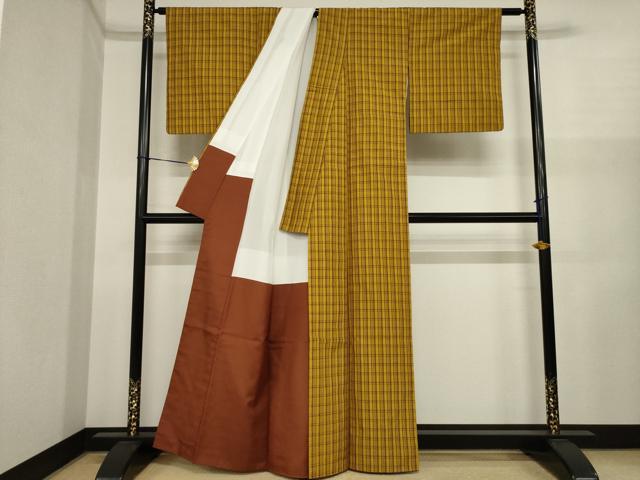 平和屋着物●無形文化財　本場黄八丈　近藤傳　草木染　手織　紬　格子　証紙付き　正絹　逸品　AABI8870ck_2