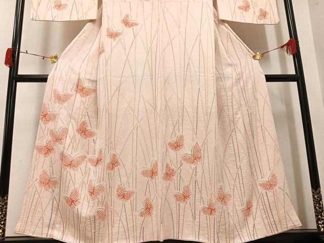 平和屋着物●訪問着　絞り　舞蝶文　正絹　逸品　AABJ1290ph_2
