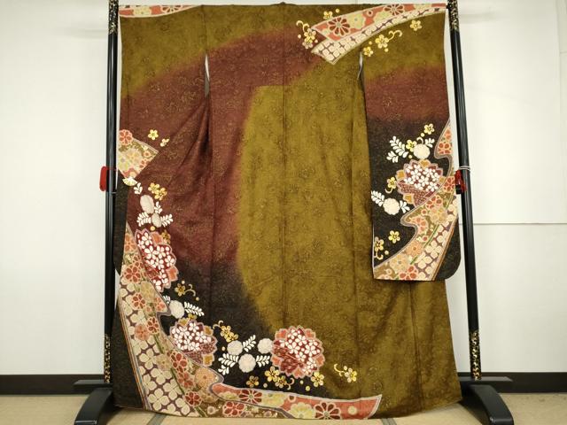 平和屋着物●豪華振袖　舞桜文　暈し染め　金糸　金彩　金通し地　正絹　逸品　AABJ8627cs