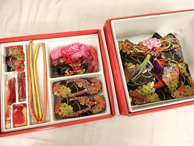 平和屋本店[]七五三　女の子　つけ帯・和装小物セット　舞梅文　黒地　金糸　箱付き　AABK9143ja