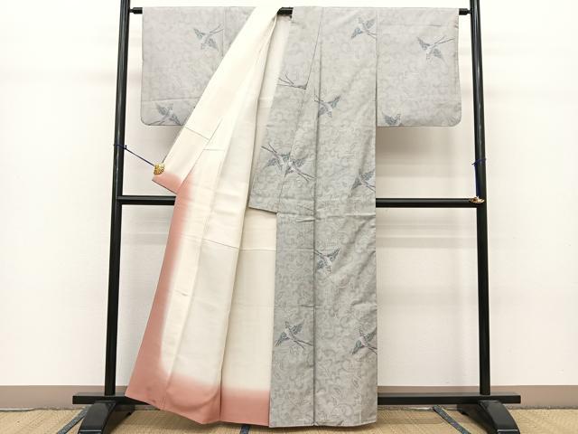 平和屋着物○本場大島紬 7マルキ 燕 唐草文 正絹 逸品 BAAT0818yc