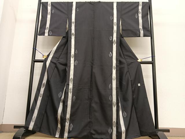 平和屋着物○上質な紬 草葉間道 黒地 正絹 逸品 BAAT6724hv