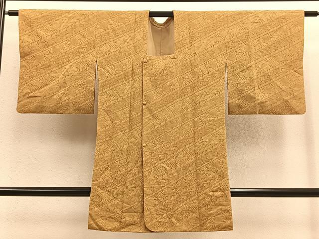 平和屋着物＃道行コート　ロング丈　ふくれ織　草花文　正絹　逸品　BAAU0014gt