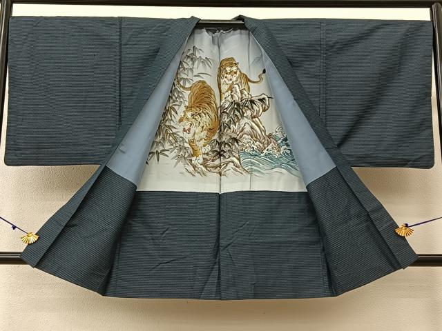 平和屋着物○男性 紬 アンサンブル 100亀甲 羽裏：虎 正絹 逸品