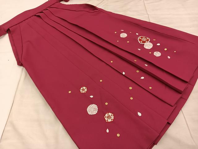 平和屋着物●女性　行灯袴　総刺繍　舞桜文　蘇芳色　金糸　洗える着物　BAAU4382mz