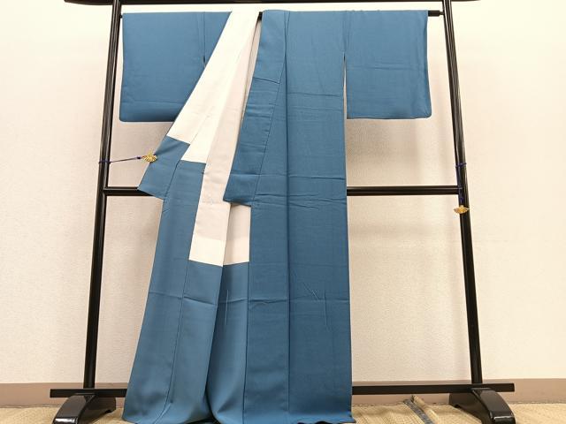 平和屋着物●上質な色無地　錆御納戸色　正絹　逸品　BAAU7090gt 平和屋着物○上質な色無地 錆御納戸色 正絹 逸品 BAAU7090gt