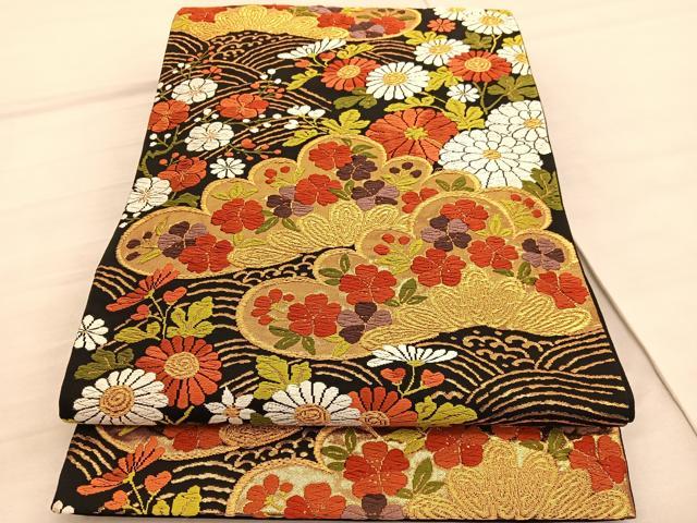 平和屋着物●西陣　河合美術織物謹製　六通柄袋帯　唐織　立波花文　黒地　金糸　正絹　逸品　BAAV5353hv