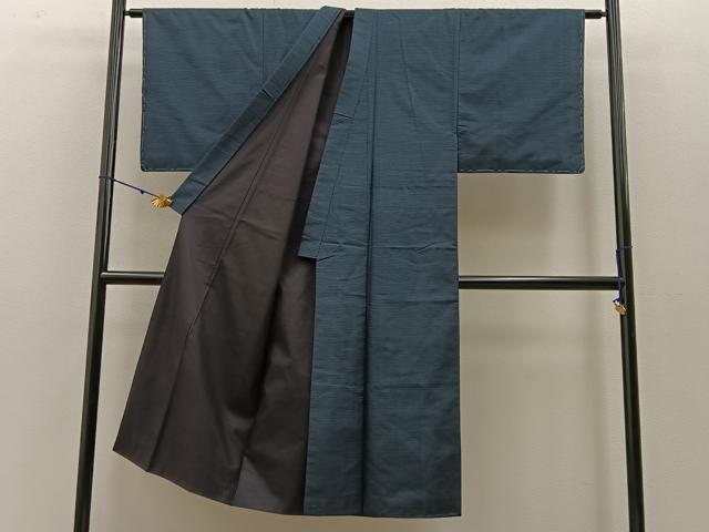 平和屋着物●男性　本場大島紬　アンサンブル　100亀甲　総詰め　羽裏：龍　正絹　逸品　未使用　BAAW0923hj_1