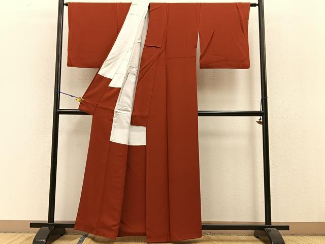 平和屋着物●上質な色無地　紅樺色　正絹　逸品　BAAW0996hj 平和屋着物○上質な色無地 紅樺色 正絹 逸品 BAAW0996hjの通販はau PAY