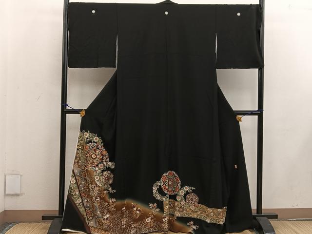 平和屋着物○豪華黒留袖 作家物 駒刺繍 花鳥文 暈し染め 金彩 正絹 