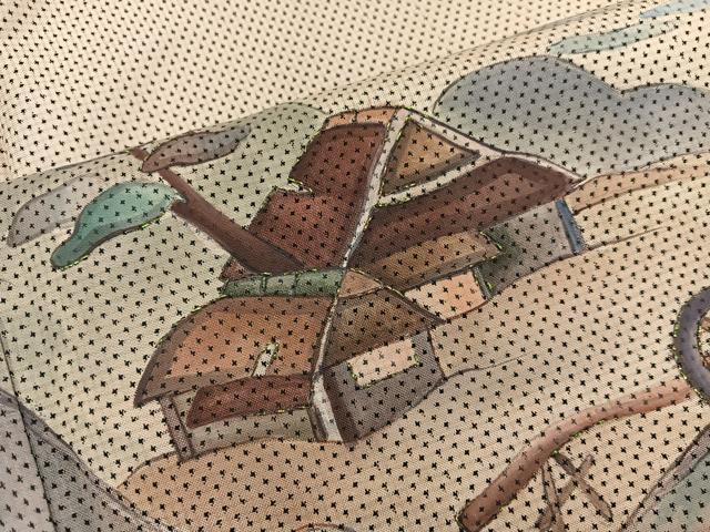 平和屋着物●訪問着　本場大島紬　白大島　手描き　刺繍　7マルキ　風景花文　正絹　逸品　BAAW3525mz 平和屋着物○訪問着 本場大島紬 白大島 手描き 刺繍 7マルキ 風景花文