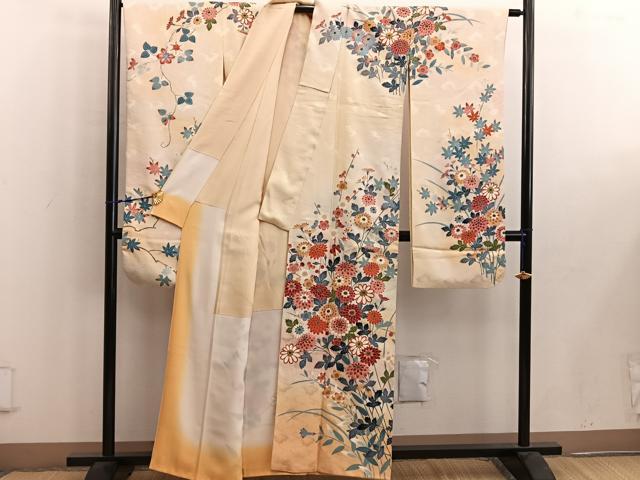 平和屋着物●本加賀友禅作家　押田正義　振袖　菊花文　暈し染め　金彩　正絹　逸品　BAAW6342mz_2