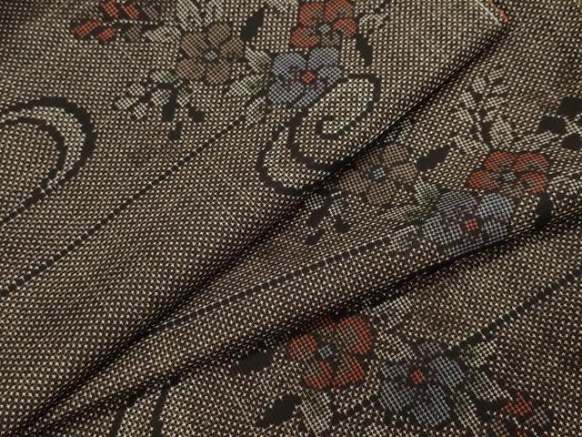 平和屋着物○本場大島紬 7マルキ 泥染め 草花文 正絹 逸品 未使用