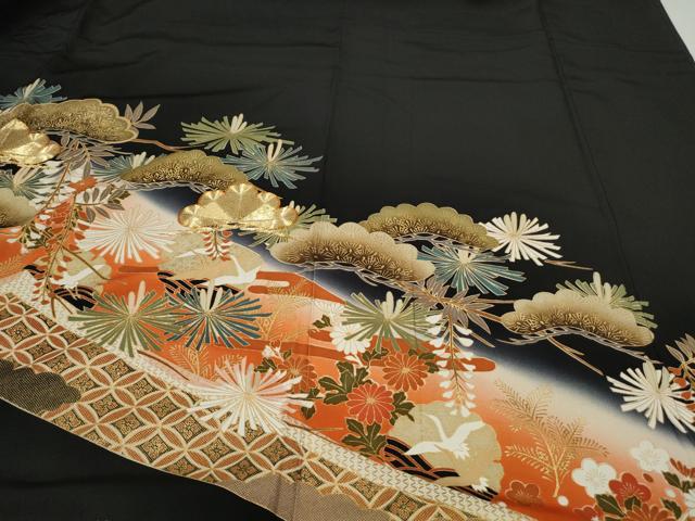 平和屋着物○豪華黒留袖 駒刺繍 枝松文 暈し染め 金彩 正絹